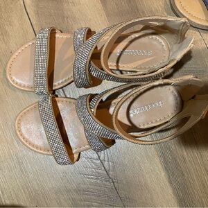 Shoedazzle sparkly flat sandle with zipper back